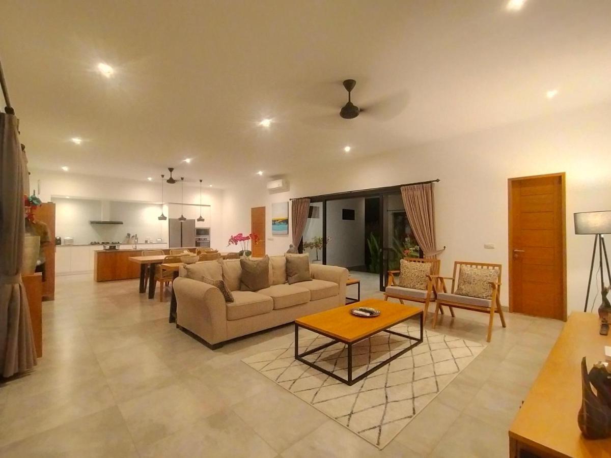 Villa Ataya Lovina Buitenkant foto